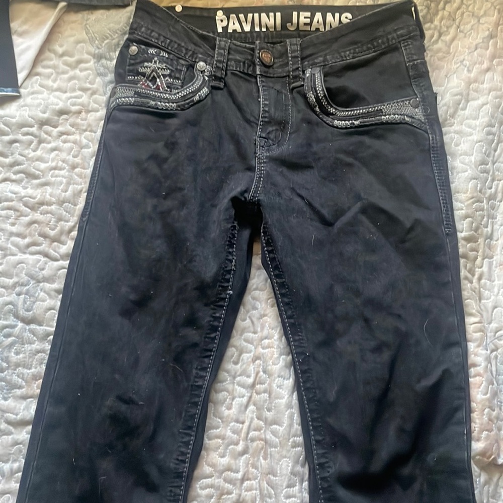 Some pavini jeans